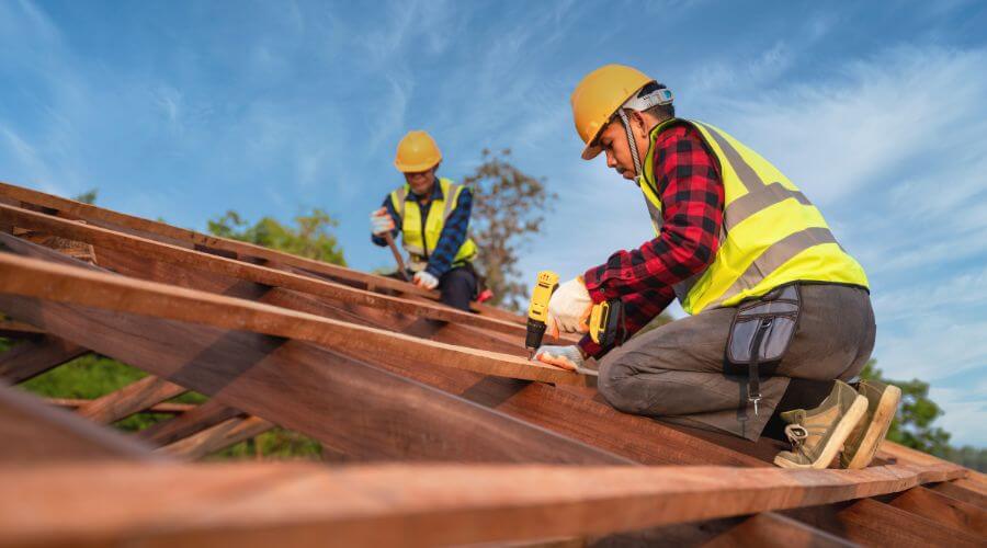 Professional Flat Roofing Installation services in Oakfield, WI